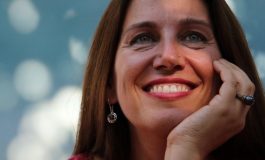 MIRELA KUMBARO FURXHI: Debati, me dashje i pashteruar për datën 29 Nëntor, s’e ndryshon dot historinë!