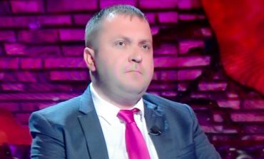 KRESHNIK OSMANI: Me 8 Dhjetor 1990 i kam hedhur tim eti të gjitha dekoratat që i kishte dhënë pushteti komunist
