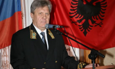 ALEKSANDËR KARPUSHIN/ Ku shkuan “400 oficerë rusë” të Ngjelës?!