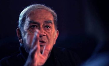 RIKARD LJARJA/ në kulmin e debateve për teatrin, ai ishte i shenjtë, tani…