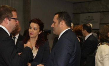 ROVENA GASHI & ADRIATIK LLALLA/ Dy peshq të mëdhenj që janë tashmë në buzën e rrjetës (dhe çfarë peshqish)
