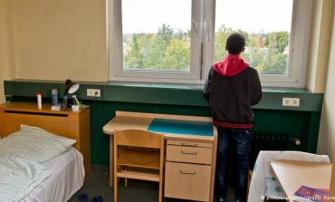 TINA ROSENBERG/ Kampet nuk funksionojnë, refugjatët duhet të integrohen në vendet pritëse