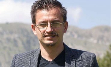 KLEMENTIN MILE/ Fëmijët e pasur të parisë, ose brejtësit e mëdhenj