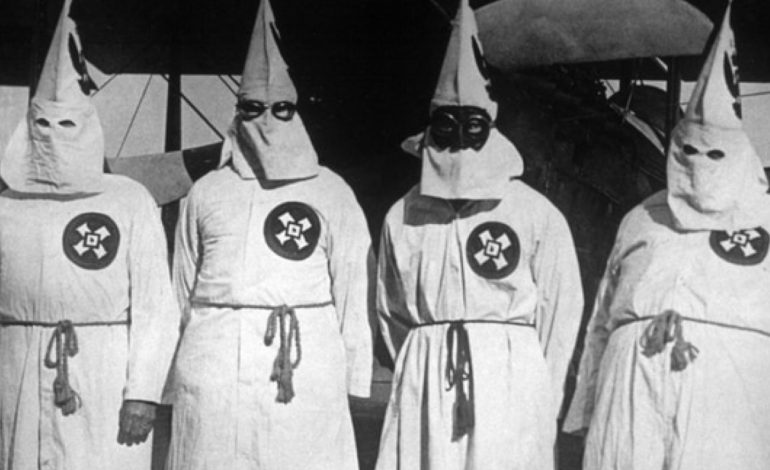Ku Klux Klan, historia e krimeve që përgjaku Amerikën