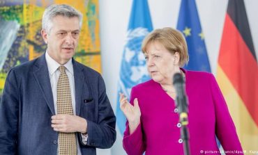 Angela Merkel pranon në Gjermani të 10.000 refugjatët e OKB-së