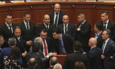 DRITAN MUSTA/ Qëndresa e opozitës kundër integrimit Europian të Shqipërisë…