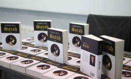 “SARAH”, një roman për gratë që guxojnë të jenë ndryshe