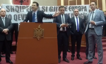 Një arsye përse PD nuk arrin të bindë