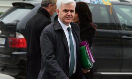 Nuk është thjesht ‘"Xhafa" dhe "Tahiri", por flamuri i negociatave