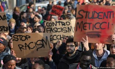 BERND RIEGERT/ Itali, frikë nga politika kundër të huajve