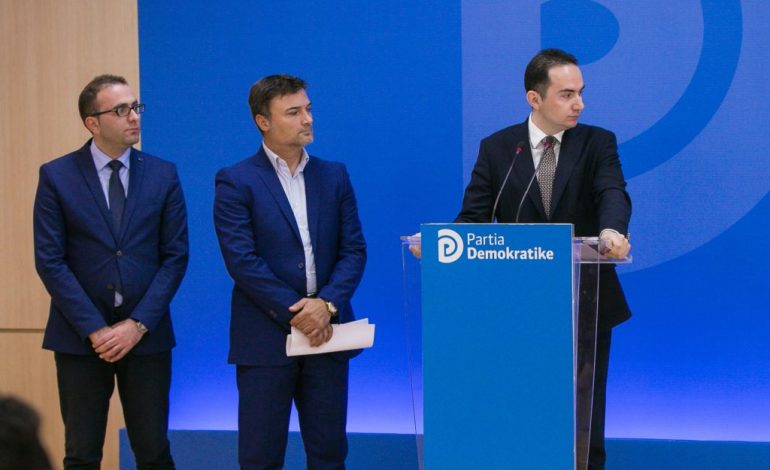 Loja mbaroi dhe topi ngeci në portën e Bashës