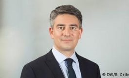 RUPERT WIEDERWALD/ Gjermania ashpërson politikat ndaj refugjatëve