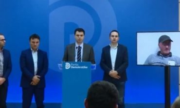 Koha kur propagandën anti-integrim e bën opozita e vendit tënd