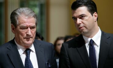 ARTUR AJAZI/ Punëtorët “operativë” të Partisë Demokratike