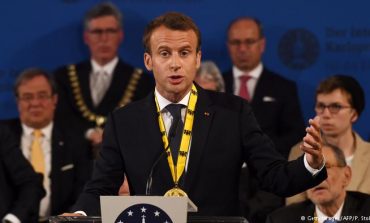 Politika dhe simbolika/ Çmimi Karl i Madh për Macronin