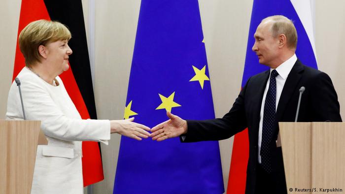 Merkel dhe Putin mes afrimit dhe mosbesimit