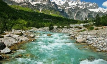 Nga Thethi në Valbonë/ Amerikanët: Çfarë duhet të dini rreth shëtitjes në shtegun më të bukur të Shqipërisë