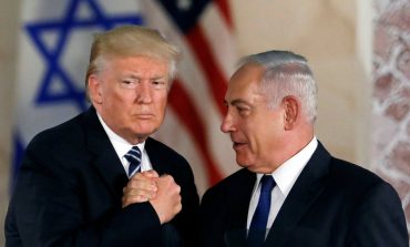 Politika botërore e Trump u shkon për shtat armiqve, jo miqve