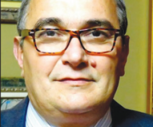 BESI BEKTESHI/ “Shteti paralel” dhe “nën shteti”, frymëmarrja e mbytur e Shqipërisë