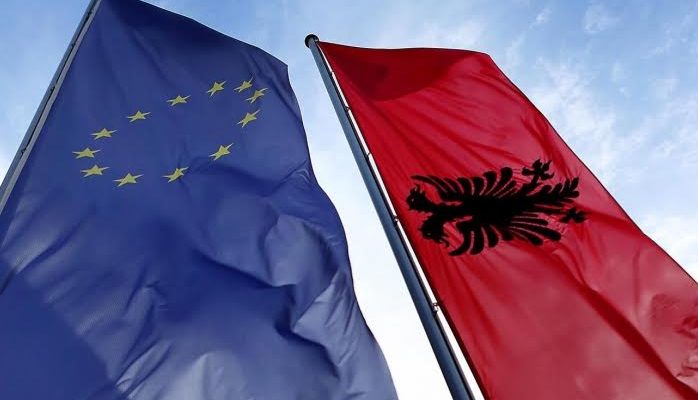“FINANCIAL TIMES”/ BE duhet të motivojë reformat e Shqipërisë, hapja e negociatave ndihmon progresin e vendit