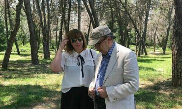 ALDA BARDHYLI/ Si e shpëtoi pikturën e Maks Velos nga djegia Ismail Kadare