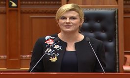 ENVER ROBELLI/ Kroacia, Kolinda dhe rrena me kilogramë