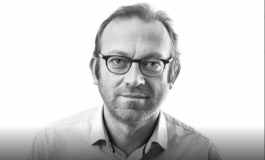 ENVER ROBELLI/ Paralelet historike: Për Adem Demaçin, Titon dhe Isa Mustafën
