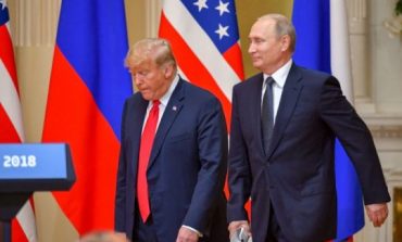DAUGLAS E. SCHOEN/ Trump sillet si qullac përpara Putinit në Helsinki