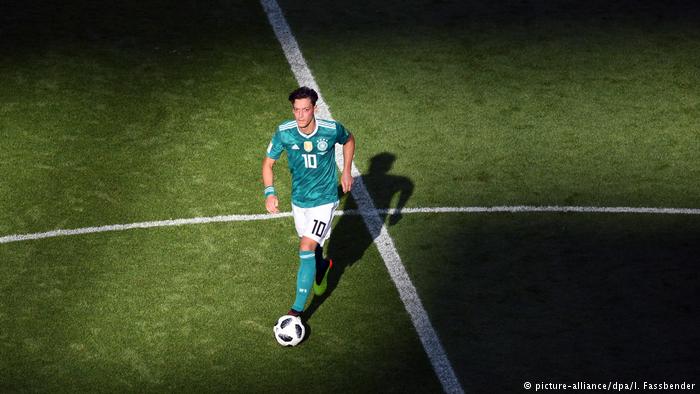 THOMAS KLEIN/ Largim i bujshëm i Mesut Özil nga kombëtarja gjermane