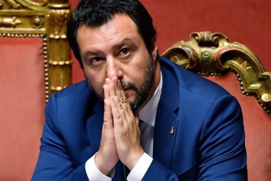 ANALIZA/ Zotimi i Savianit për dëbimin e 500 mijë emigrantëve nga Italia: Premtimi, mundësitë dhe… dështimi