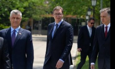 ANALIZA/ Ideja e Thaçit për ndryshim kufijsh të Kosovës, i vë zjarrin "barutit ballkanik"
