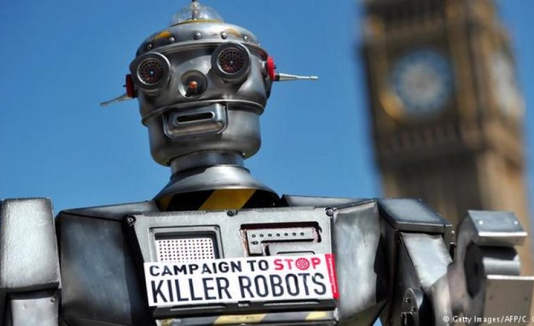 ANALIZA/ Të ndalen robotët vrasës në industrinë armëve