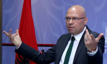 YLLI MANJANI/ Ligji i pushtetit mbi ligjin e shtetit