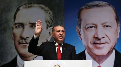 ANALIZA/ Turqit janë pengje në garën ndërmjet Erdogan dhe Trump