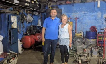 MENTOR KIKIA/ Xhoi, gomistja 21-vjeçare nga Elbasani që na jep të tërëve një mësim të mirë
