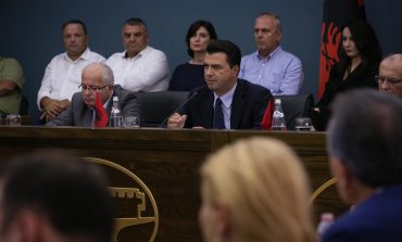 ÇAPAJEV GJOKUTAJ/ Dhe politika tha: Të bëhet autoveting