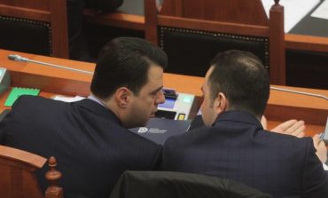 ARDIT RADA/ T’i dalësh të keqes para, siç vetëm opozita di ta bëjë