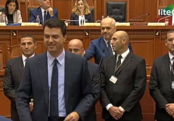 ASTRIT PATOZI/ Një skicë e trishtuar për Shqipërinë normale