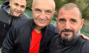 FRROK ÇUPI/ Kur na vjen Meta nga stani!