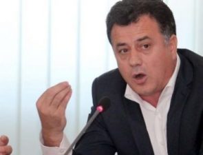 BEDRI ISLAMI/ Të presësh hajër nga ish roja i dikurshëm i selisë së PD-së Flamur Noka