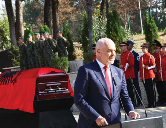 EDI RAMA/ Për ata që janë prekur nga fjalimi im për Mid’hatin dhe thonë se iu “ula kokën” veteranëve