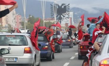 BEN ANDONI/ A duhet të jemi kaq nacionalistë?!