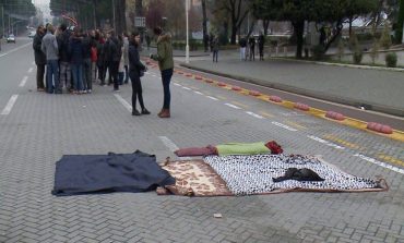 ASTRIT PATOZI/ Pushime të mbara, protestës!