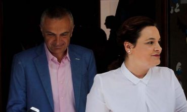 MERO BAZE/ Presidenti në kërkim të shansit për kryeopozitar