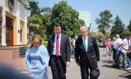 ARTUR AJAZI/ Asgjë e re nga “fronti” i protestave opozitare