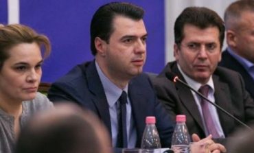 MERO BAZE/ Pse opozita ndjehet e përgjuar, kur flitet për ndërhyrjen ruse?