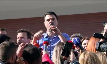 ARMANDO META/ Shantazhet në anglisht të Bashës ndaj SHBA- BE, dhe Perëndimi që flet shqip për shqiptarët