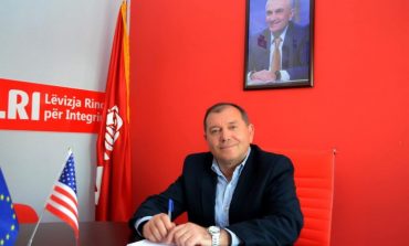 ALDO SHPUZA/ Enver Roshi, vlera dhe dinjiteti që ulet aty ku i takon