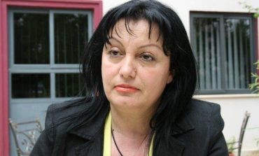 ZAMIRA ÇAVO/ Për cilën demokraci po luftojmë?