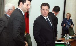 ANALIZA/ Tallja e Lulzim Bashës me Sokol Olldashin në të vdekur dhe përdorimi i djalit të tij